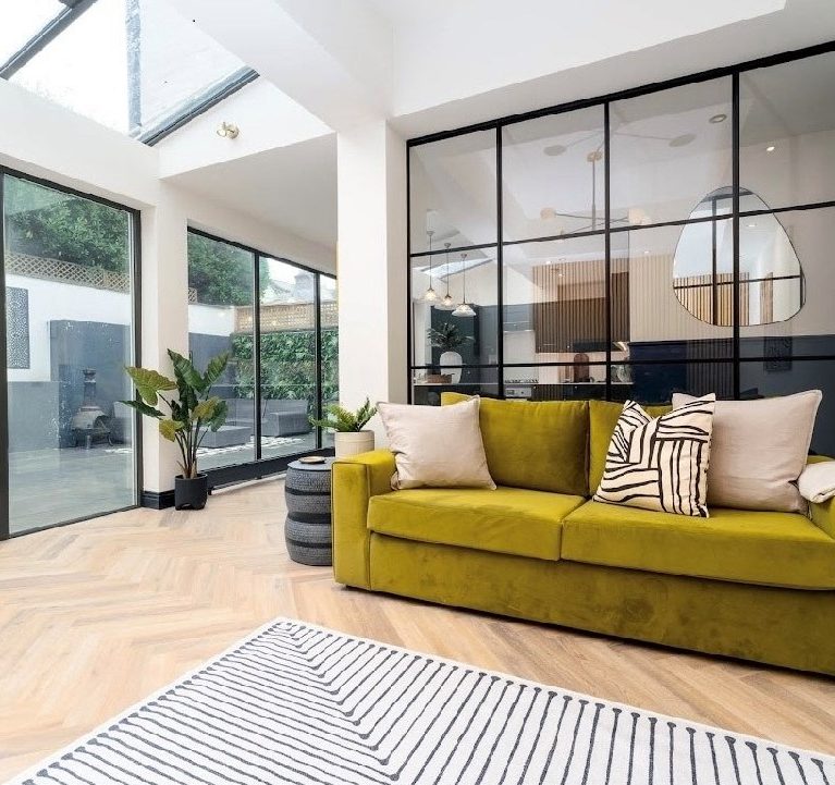 Glass Wall, Common Applications In Homes
